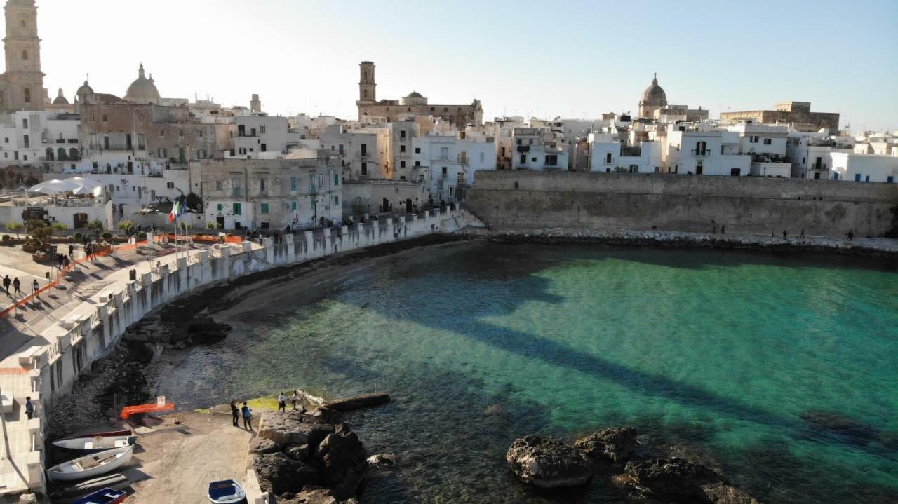 Dimore Del Borgo Antico - L'Altana Vista Mare Монополи Екстериор снимка